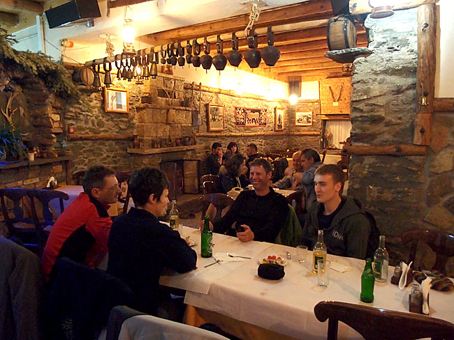 Taverne am Olymp - Skitourenreise nach Griechenland