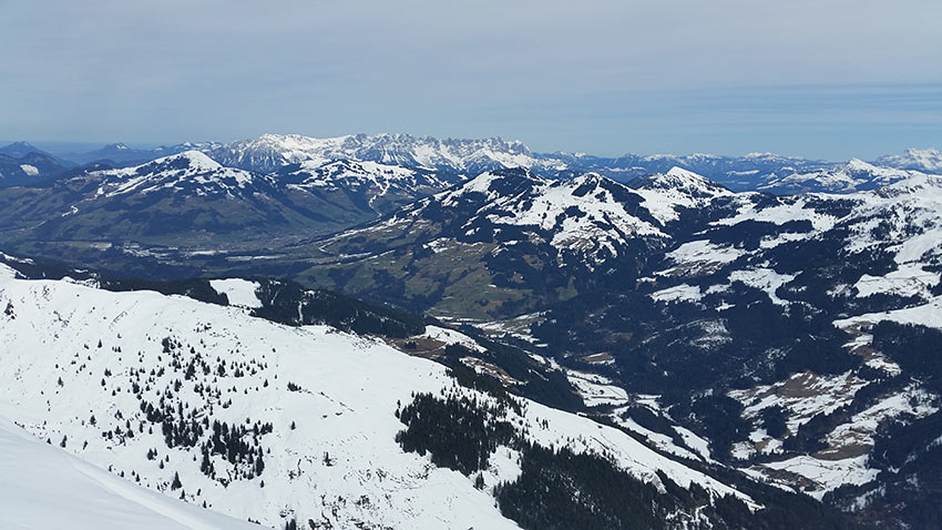 Gipfelblick vom Steinbergstein zum Wilden Kaiser